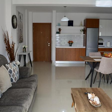 Panorama Apartment Klorakas Екстериор снимка