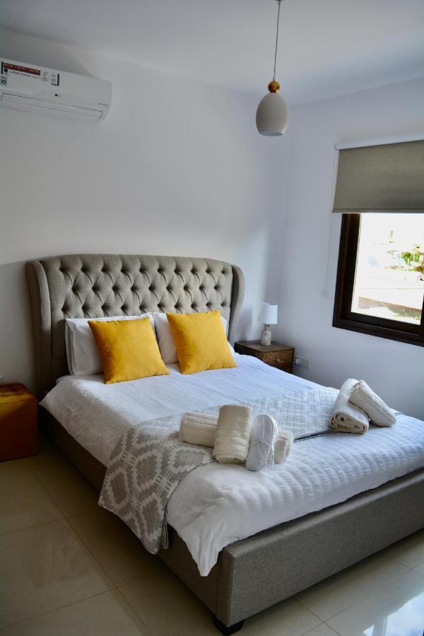Panorama Apartment Klorakas Екстериор снимка
