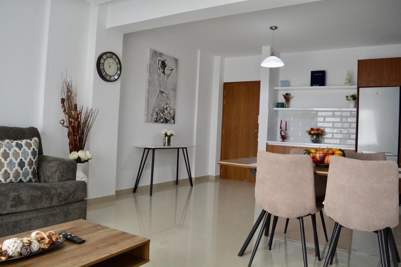Panorama Apartment Klorakas Екстериор снимка