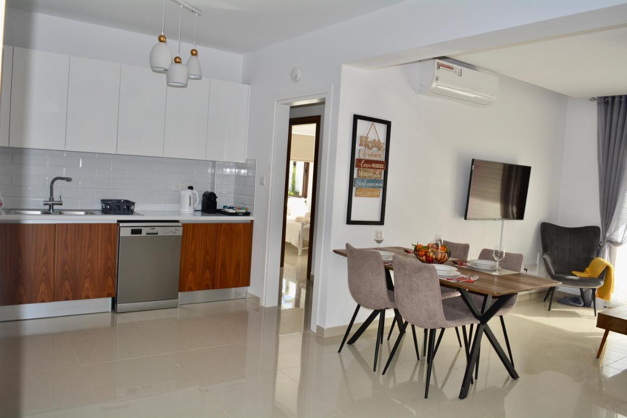 Panorama Apartment Klorakas Екстериор снимка