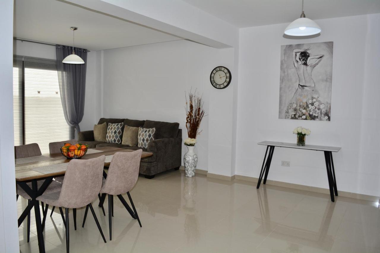 Panorama Apartment Klorakas Екстериор снимка