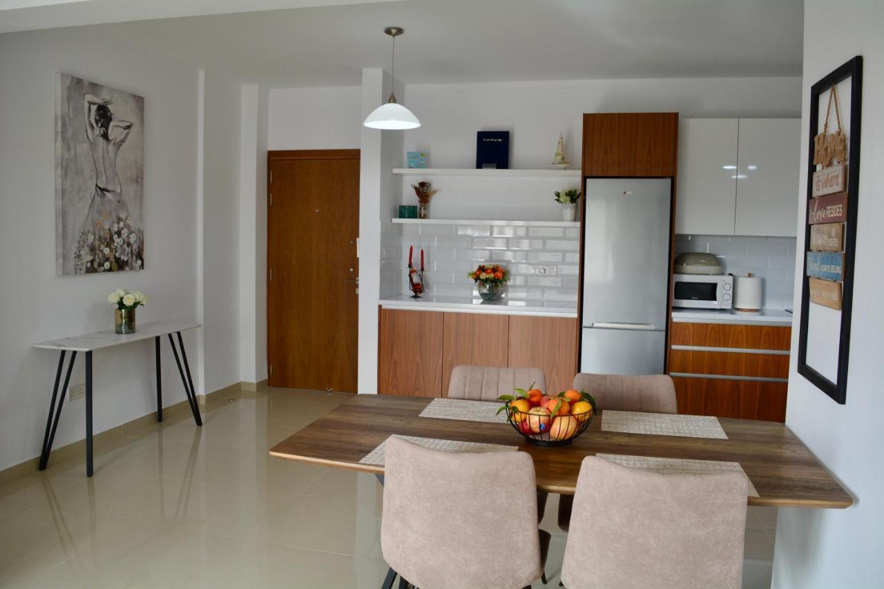 Panorama Apartment Klorakas Екстериор снимка