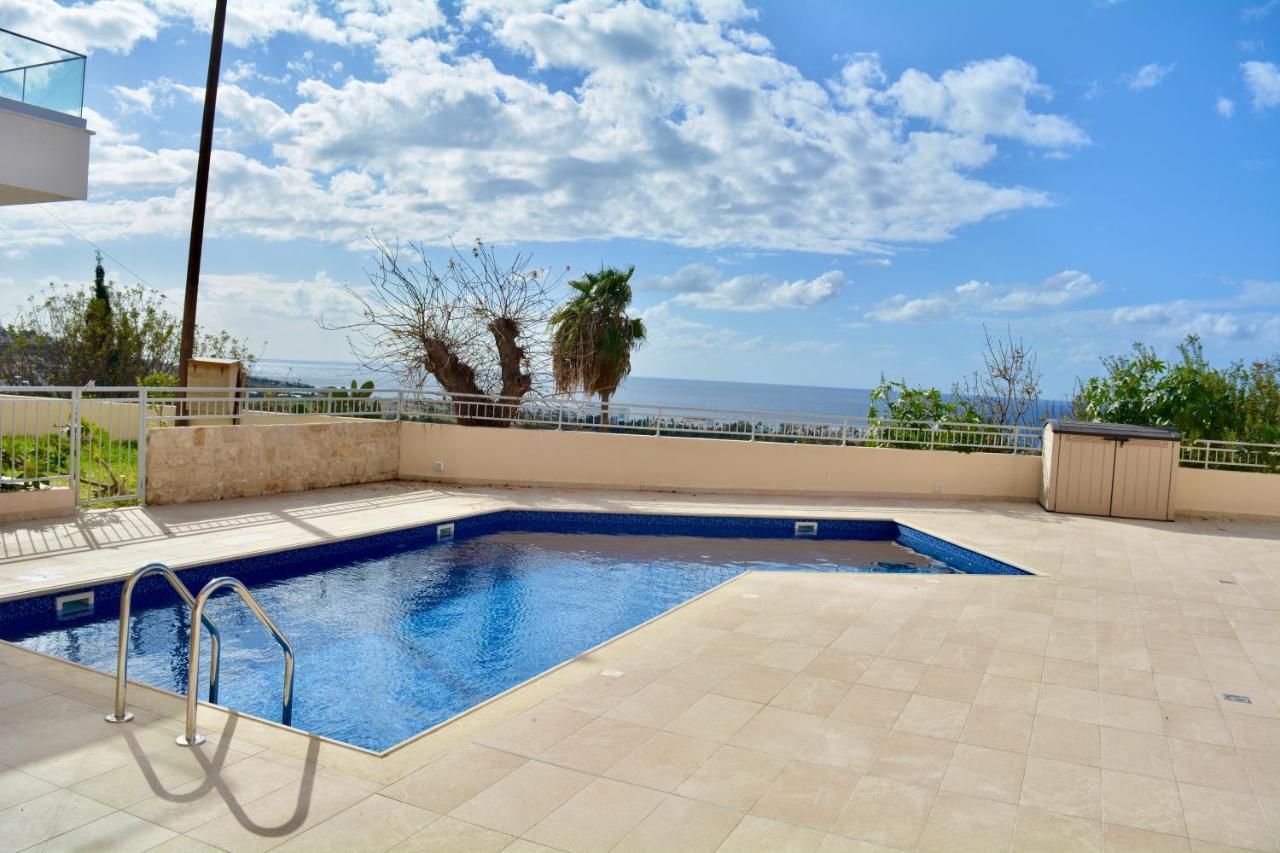 Panorama Apartment Klorakas Екстериор снимка